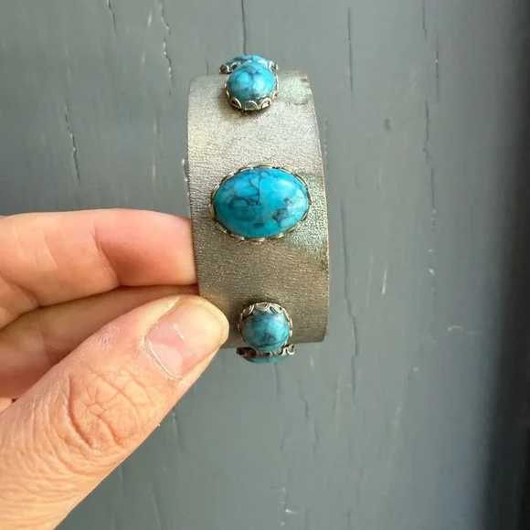 Silver Cuff Bracelet with Turquoise Stones - Picture 2 of 7